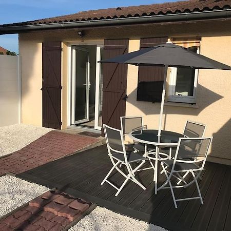 Апартаменты « Chez Nath Et Chris » Сент-Андре-де-Кюбзак Экстерьер фото